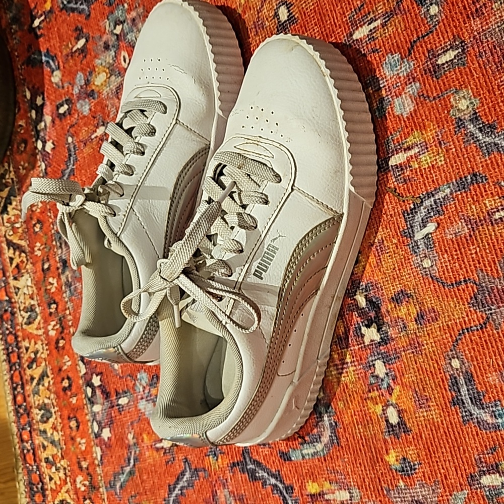 Puma Sneakers size 7.5